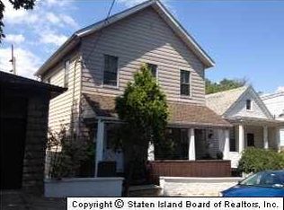 221 Chestnut Ave, Staten Island, NY 10305