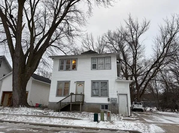 210 7th Ave NE, Waseca, MN 56093