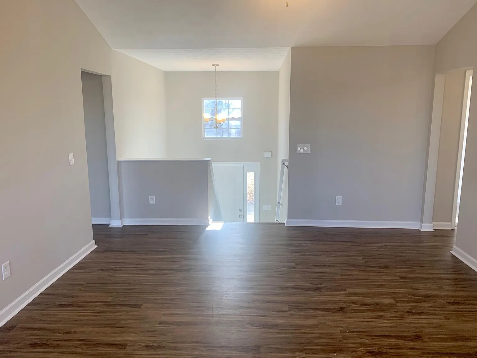 3 bed, 2000 sqft, $2,300 — Photo 4