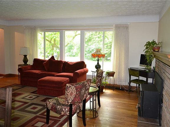 5th image of 17129 Sunset Dr