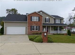6 Morris Ter, Culloden, WV 25510