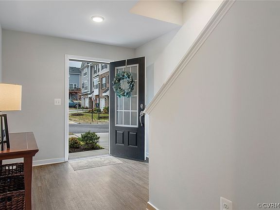 4th image of 1327 Claytor Ln