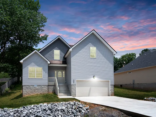 1881 Red Fox Trl, Clarksville, TN 37042