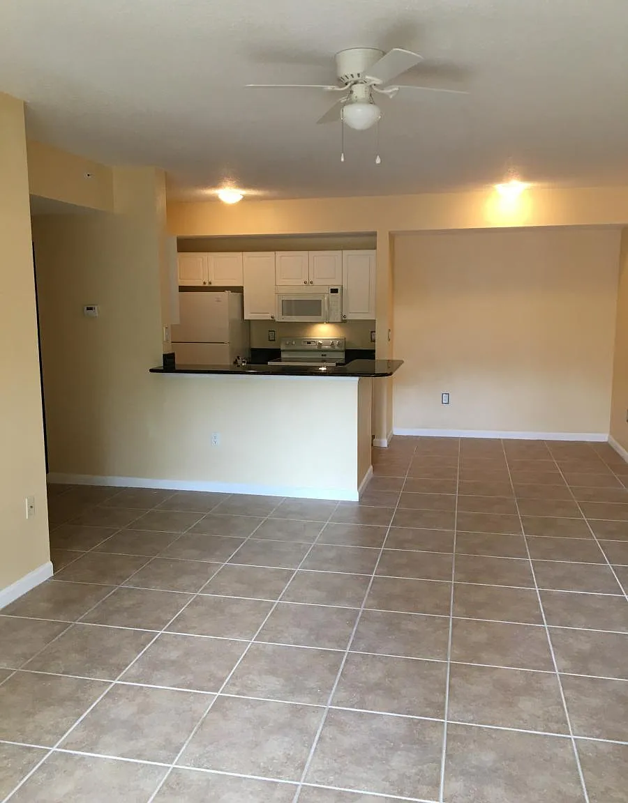 5050 Fairways Circle — Photo 2