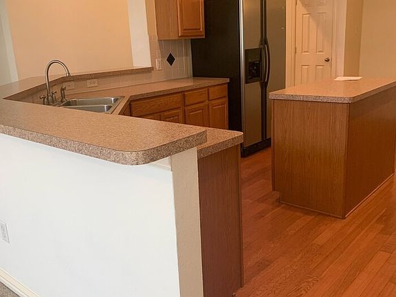 4th image of 7913 Adobe Dr