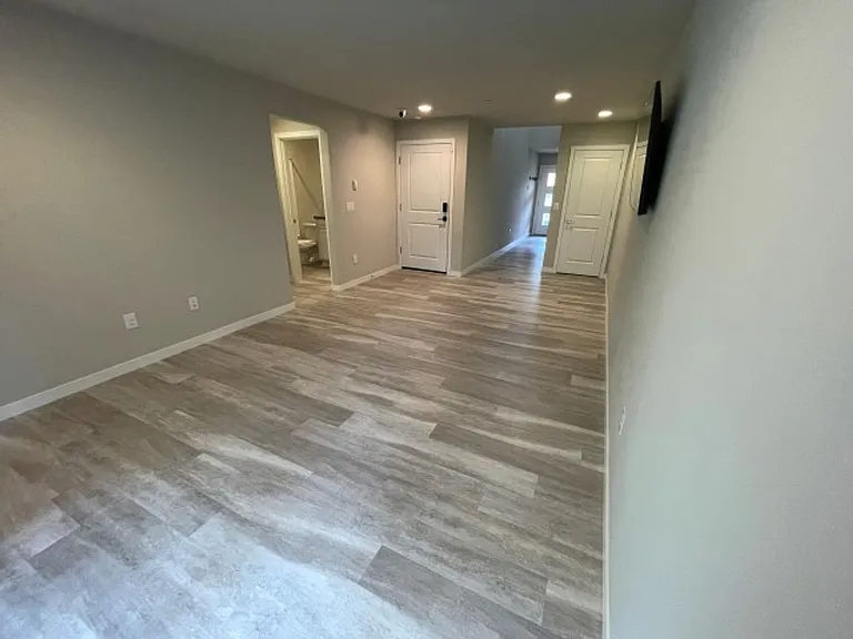 13420 Manor Way #B2 — Photo 4