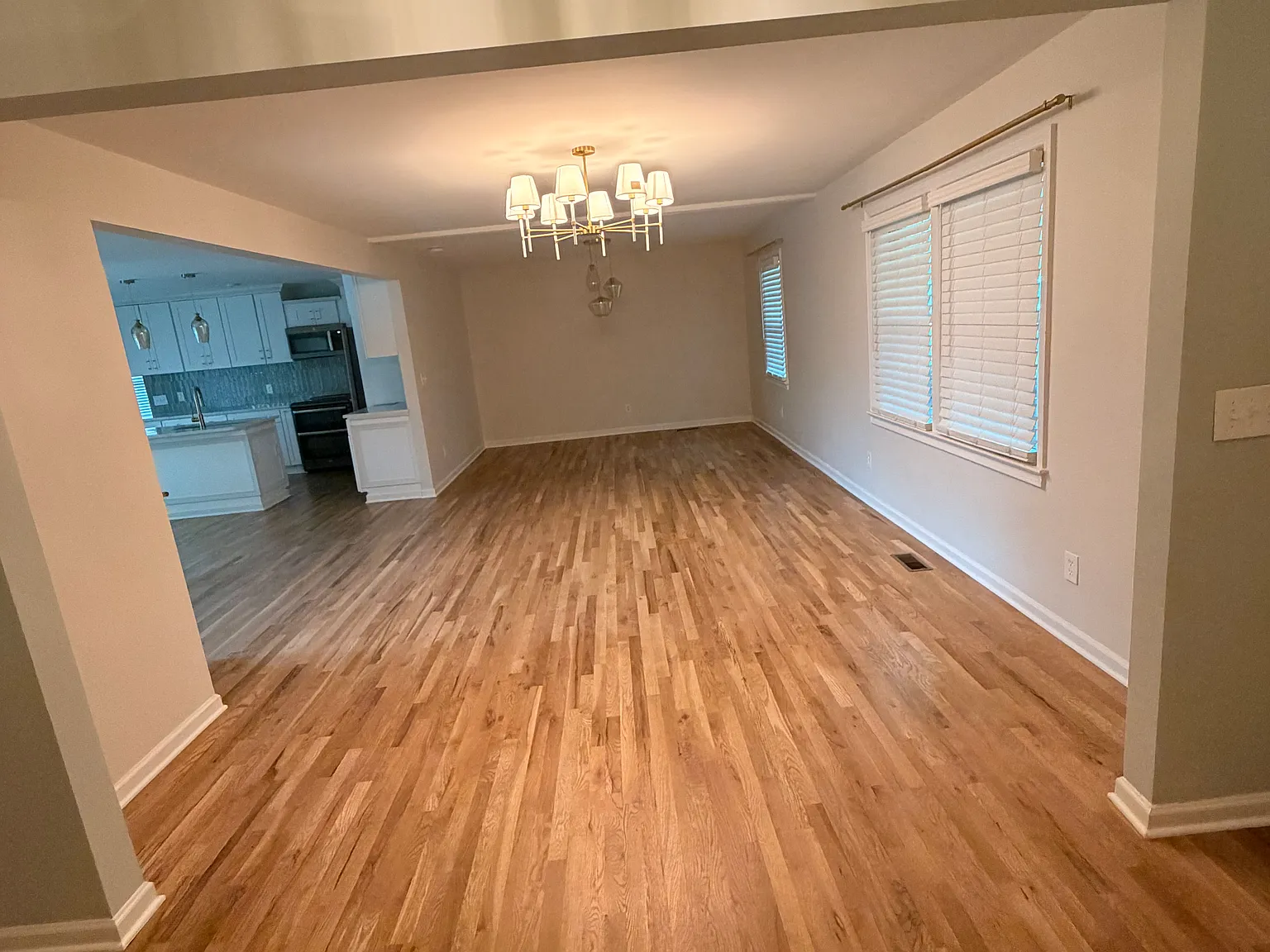 4 bed, 2163 sqft, $3,000 — Photo 3
