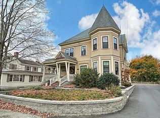 24 Chelmsford St #1R, Chelmsford, MA 01824
