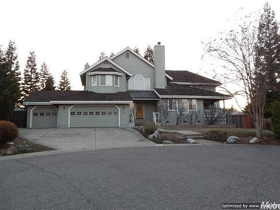 2nd image of 1315 Camden Pl