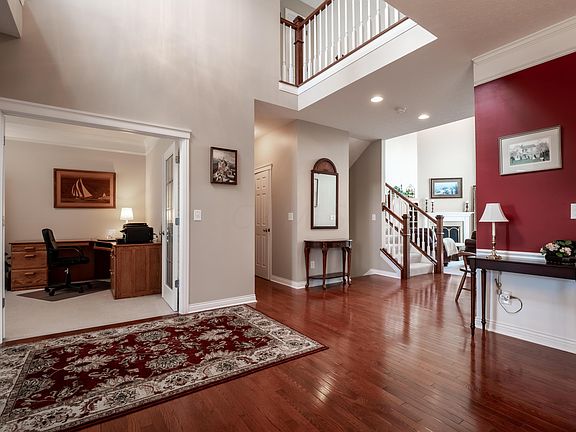 5th image of 7543 Polo Ln