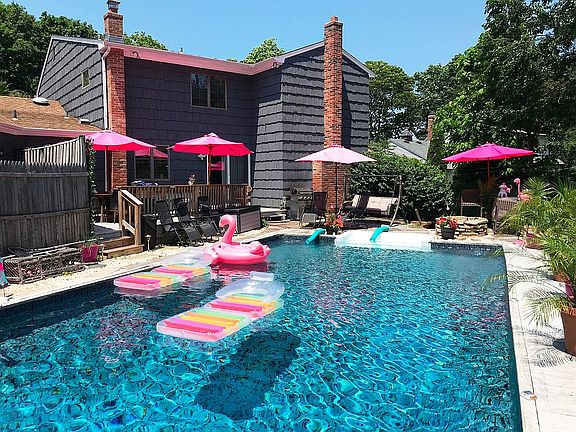 Swimming Pool South Facing