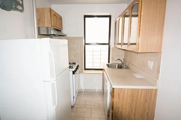 Rented by Keller Williams NYC | media 22