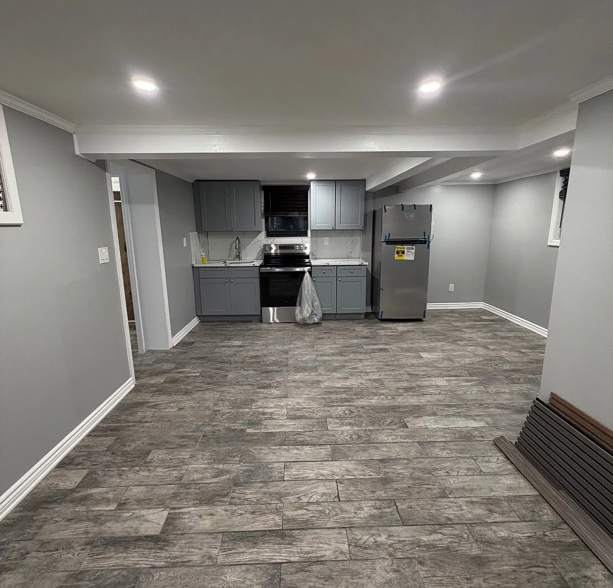 1 bed, 1.0 bath, 700 sqft, $2,000 — Photo 2