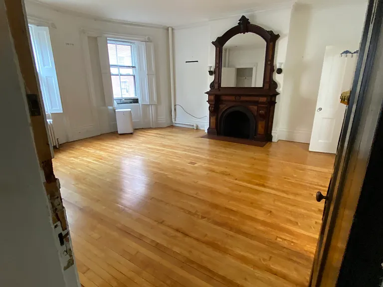 2 Joy St #3 — Photo 2