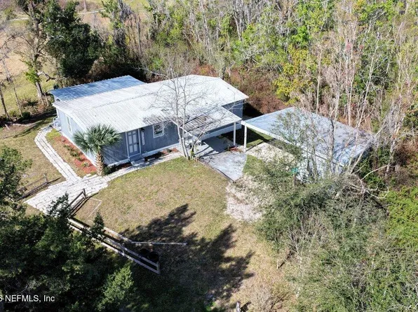 152 ALLIGATOR Circle, Crescent City, FL 32112