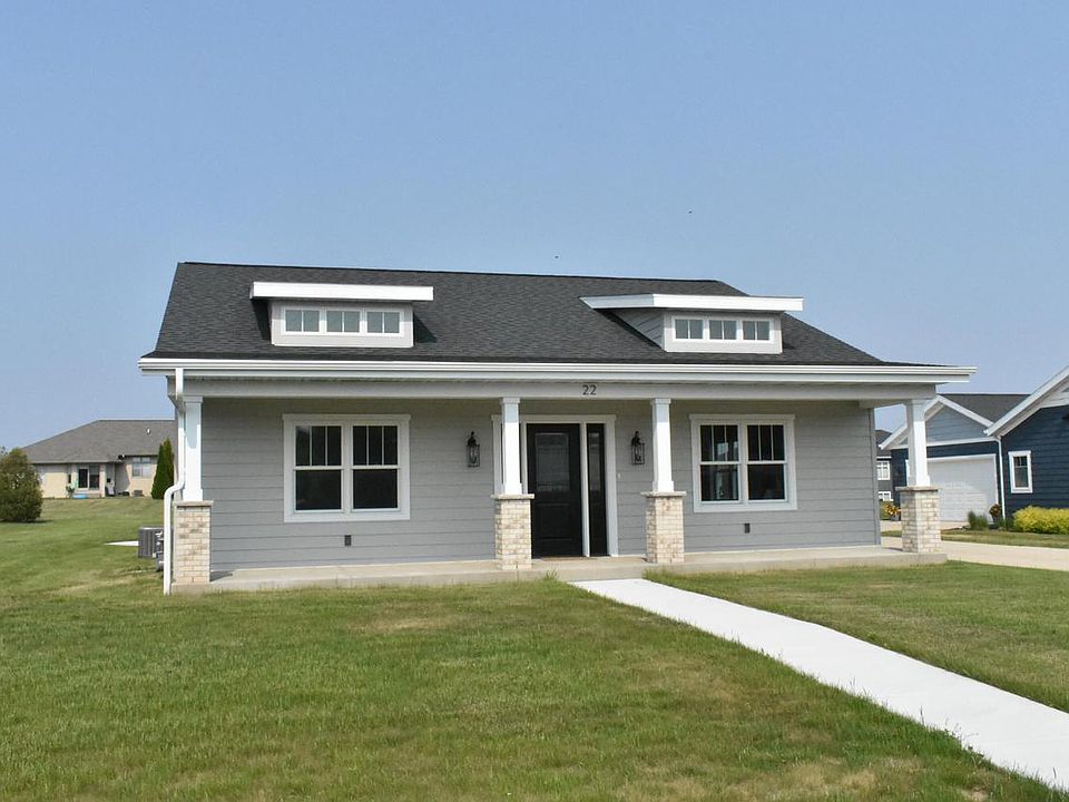 22 South 14th STREET, Oostburg, WI 53070 MLS 1837143 Zillow
