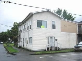8532 SE Woodstock Blvd, Portland, OR 97266