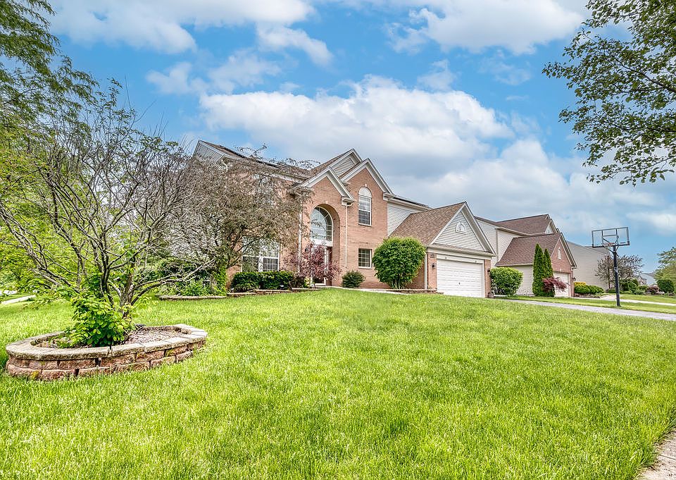 2nd image of 330 Osage Dr