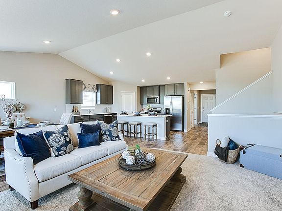7th image of this home