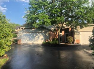 750 Hilltop Ln, Toledo, OH 43615