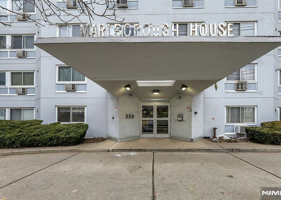 1st image of 333 Grand Ave APT 4E