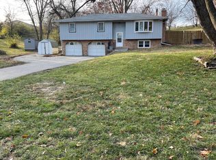 20418 Perry Rd, Council Bluffs, IA 51503