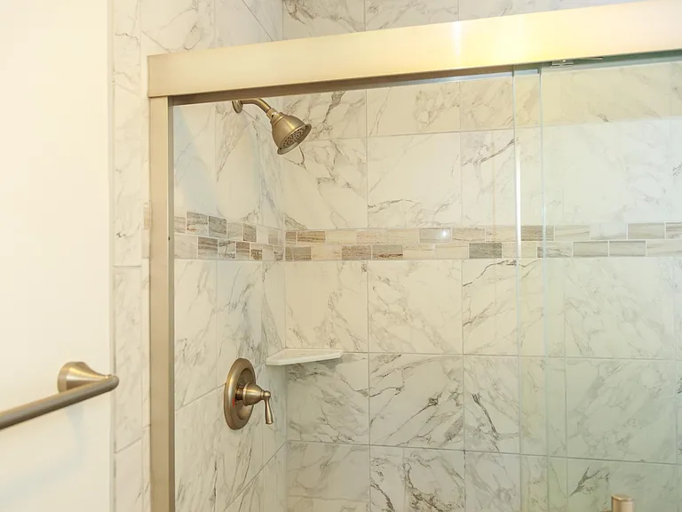 716 Eton Ct — Photo 20