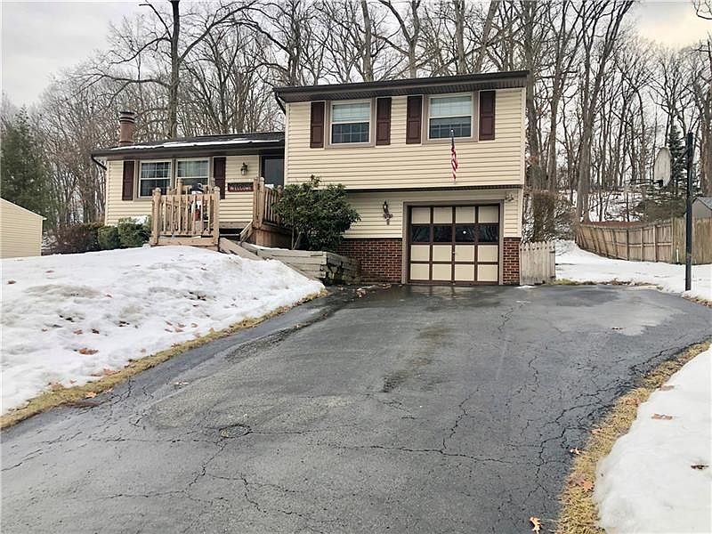 1st image of 108 Valleyview Dr