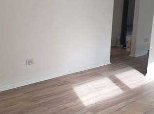 3757 216th St #1B, Matteson, IL 60443