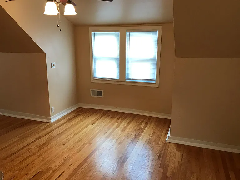 4519 Woolworth Ave — Photo 13