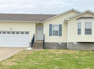 622 Avondale Rd, Oak Grove, KY 42262