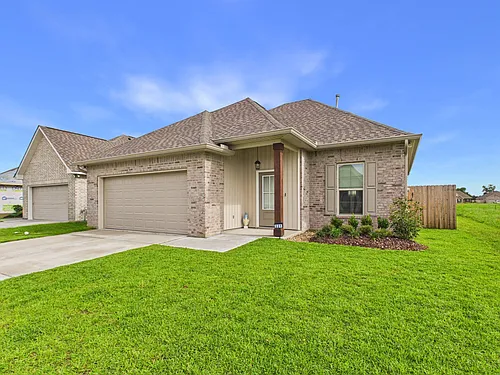 221 Tatum Ln Photo 1