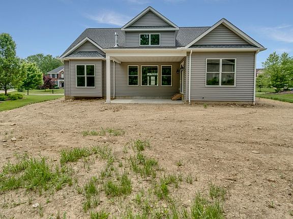 Covered rear patio
