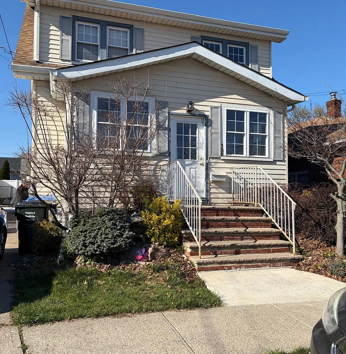 3 bed, 1.5 bath, $3,200 — Photo 1