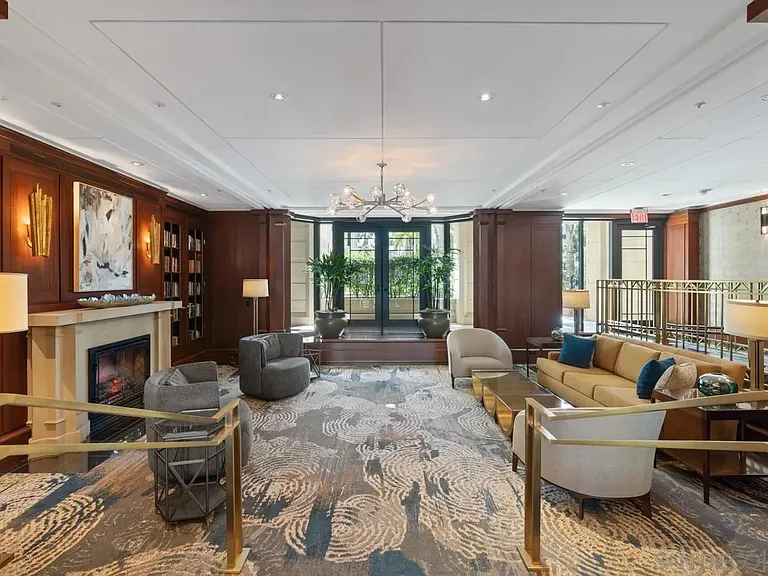 500 W Harbor Dr W #616 — Photo 35