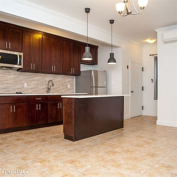 8_Lombardy_Street__BR-9