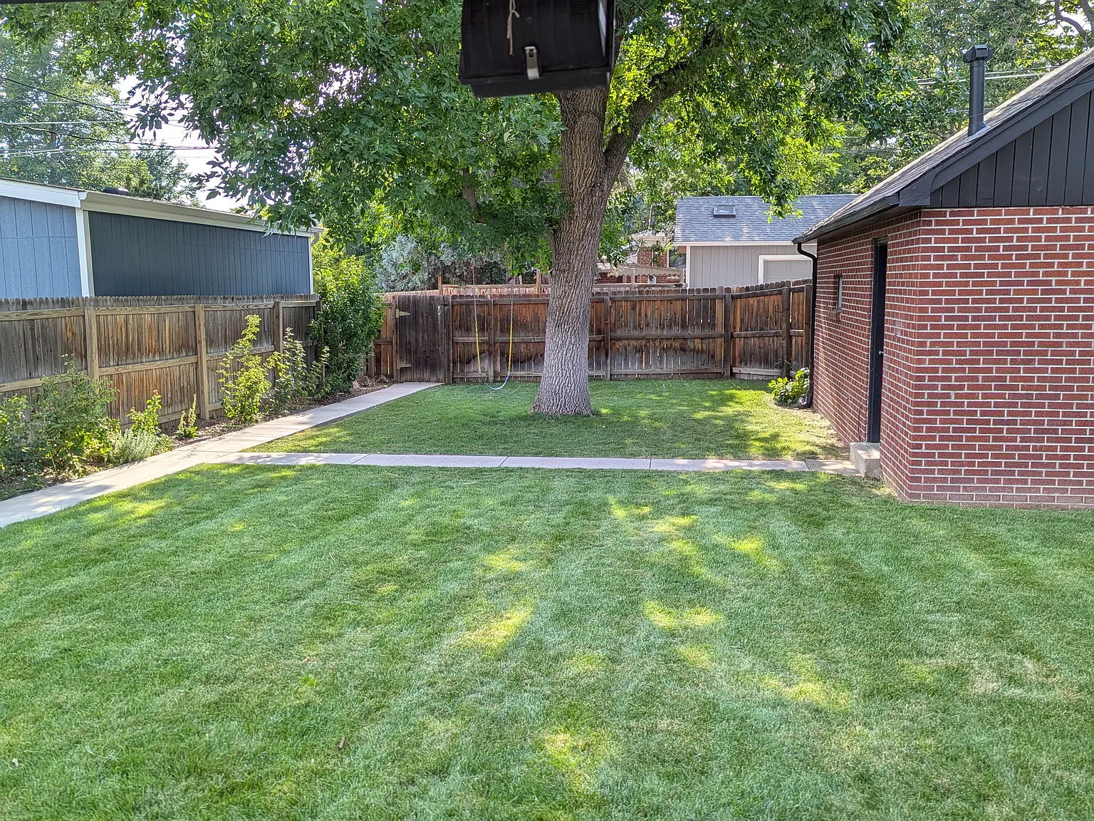 3 bed, 1919 sqft, $3,595 — Photo 2
