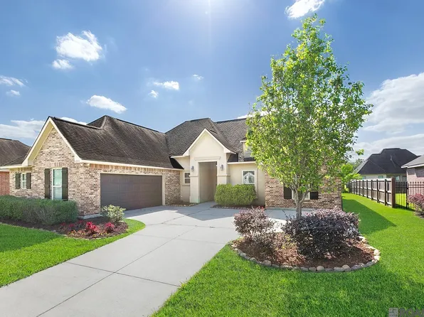 4864 Harbor Ln, Greenwell Springs, LA 70739