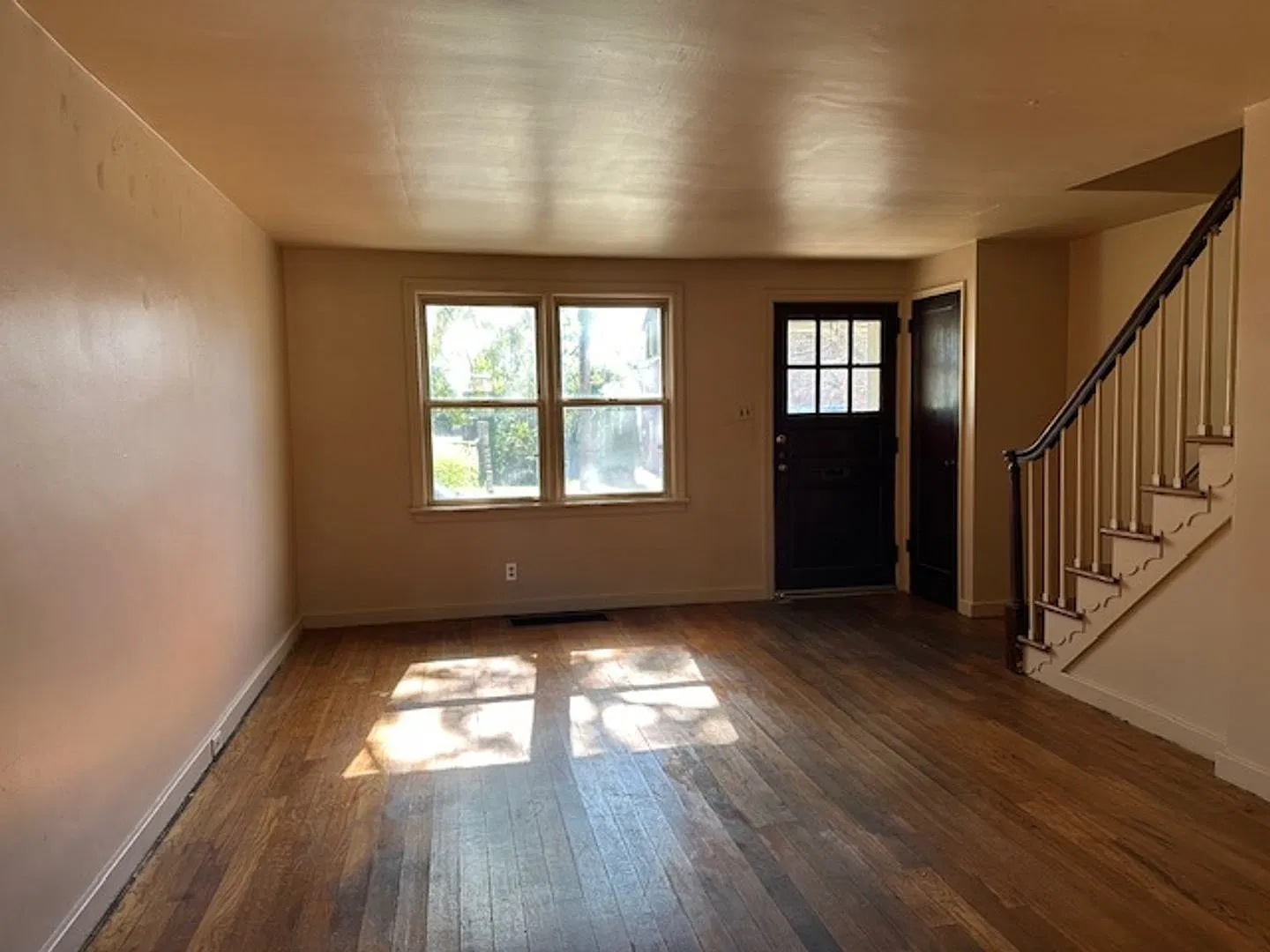 3 Bed 1 Bath Harrisburg School District Property For Rent — Photo 3