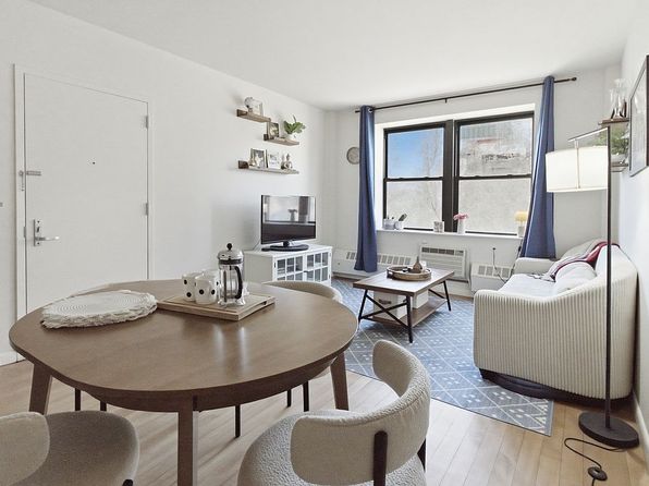 251 16th St APT 3A