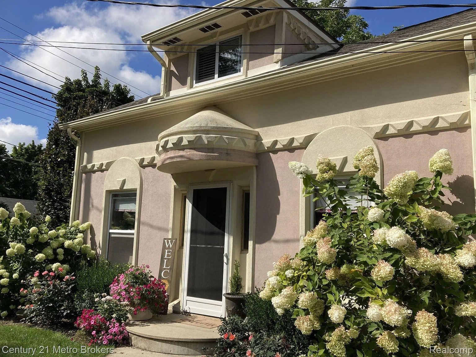 4018 Pleasant St photo 1