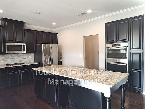 3rd image of 190 Welcombe St