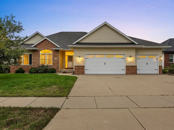 3120 Autumn Dr, Marion, IA 52302
