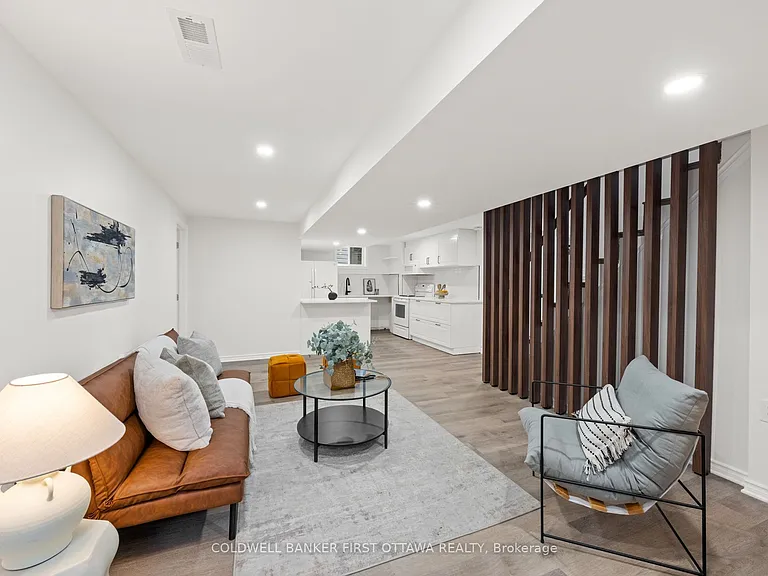 26 Spring Garden Ave — Photo 24
