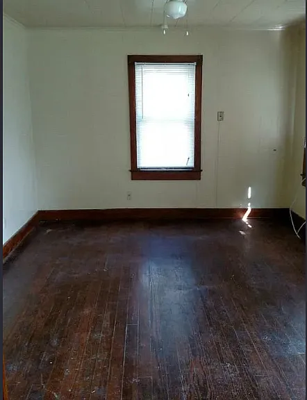 307 Tissington St — Photo 4