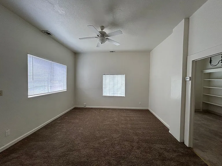 153 Locust Ave — Photo 3