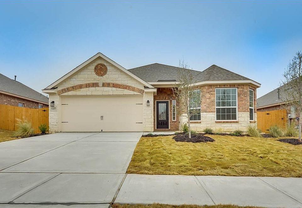 1st image of 2420 Summer Trail Dr
