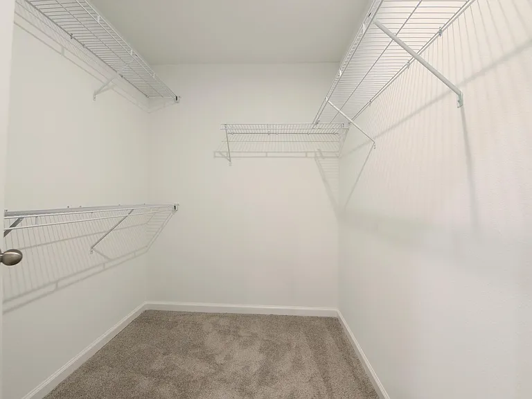 1180 Lakeshore Breeze Pl — Photo 14