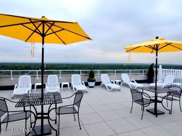 1 Carriage City Plz APT 1503, Rahway, NJ 07065