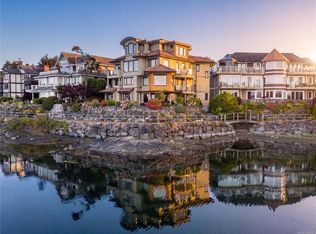 9949 3rd St #201, Sidney, BC V8L3B1